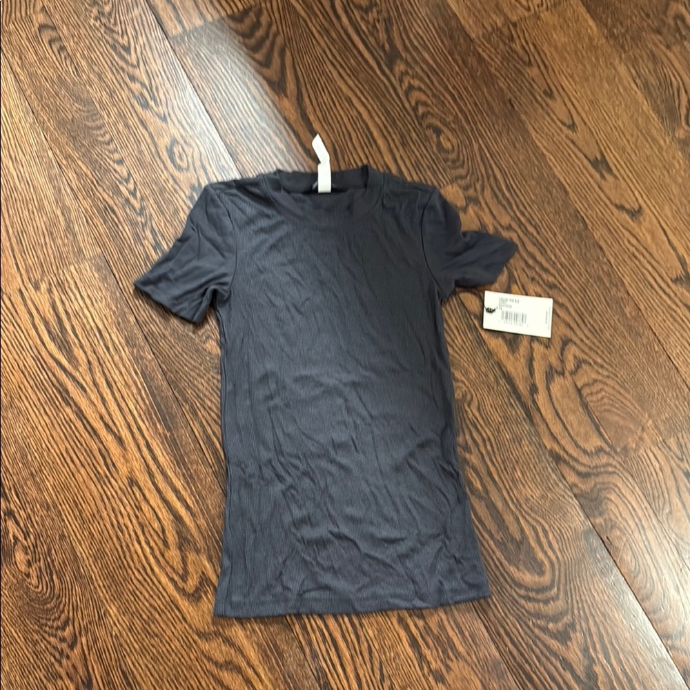 Basic graphite  Short Sleeve Tee